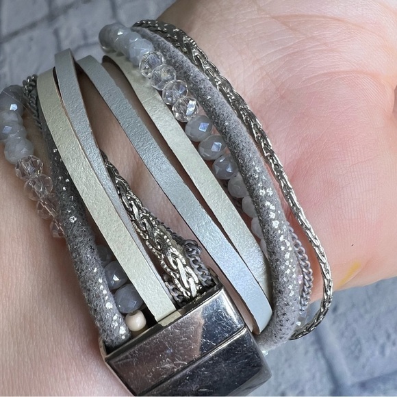 Wraparound bracelet with real pearls - Picture 6 of 6